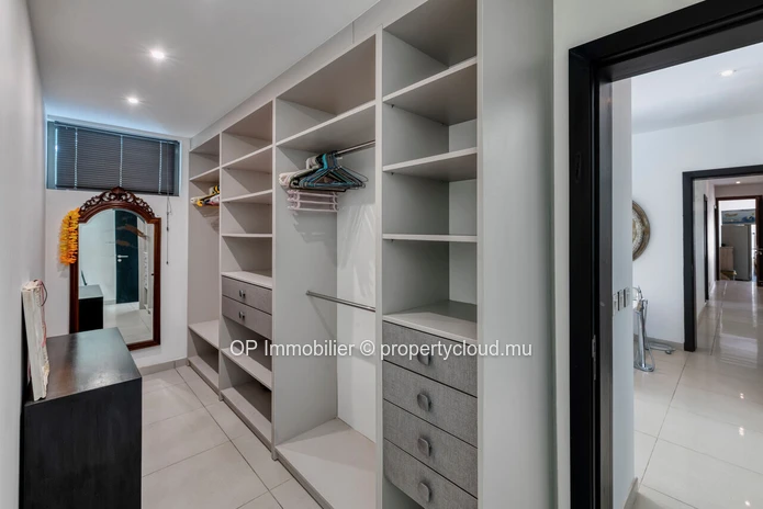 Villa de luxe 3 chambres avec piscine à vendre à Mont Mascal