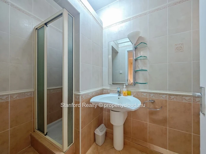 Duplex for Rent - 3 Bedrooms, Pereybere, North