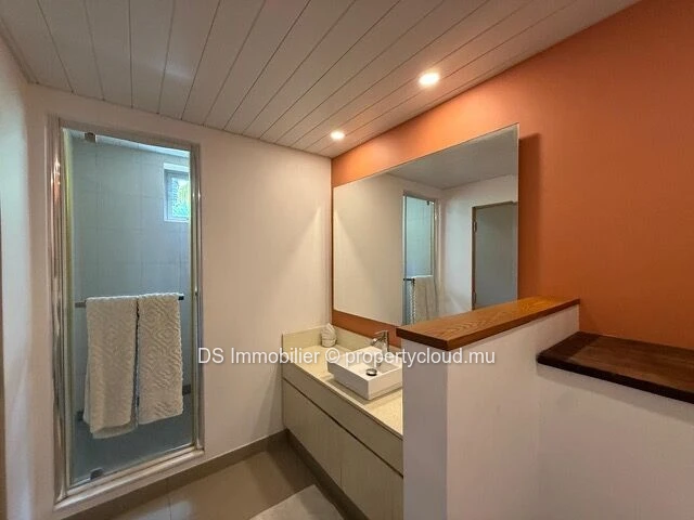 À VENDRE – Townhouse -3 CHAMBRES EN SUITE À PÉREYBÈRE – ACCESSIBLE AUX ÉTRANGERS