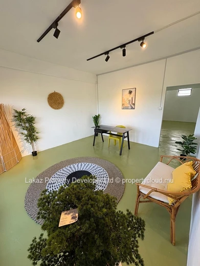 Office 30 m² — The Vale, Grand Baie