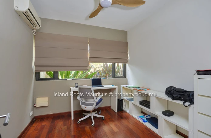À Vendre : Élégante villa de 3 chambres et un bureau à Grand Baie
