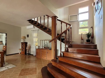 4 Bedroom Villa