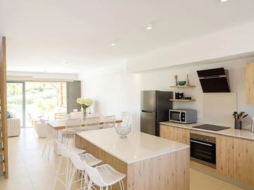 4 Bedroom Townhouse, Duplex