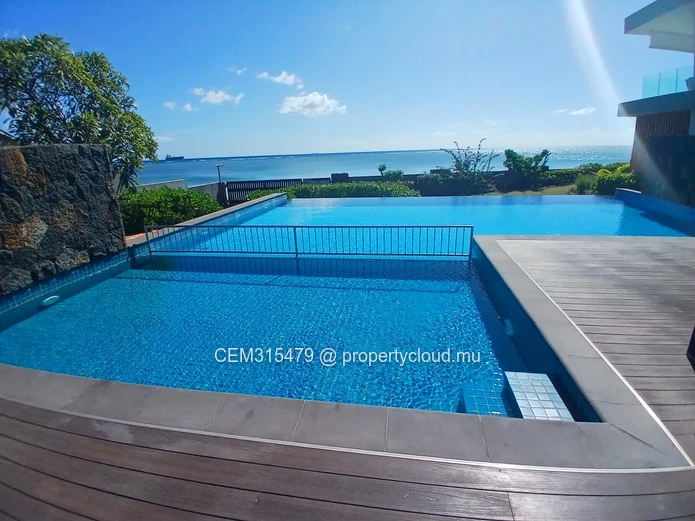  3 Chambres Appartement de Bord de Mer à Vendre – Pointe aux Sables