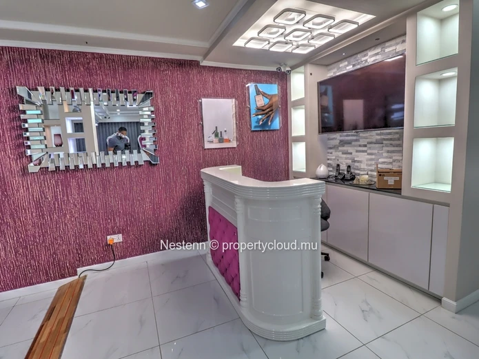 62m² commercial space 