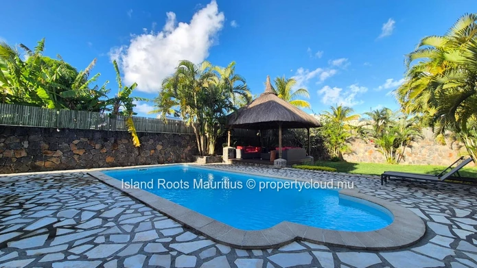 Beautiful villa for holiday rental, located in Pointe Aux Canonniers