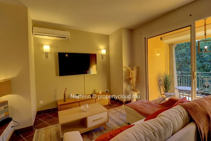 Duplex contemporain 2 chambres dans une résidence sécurisée au bord du lac