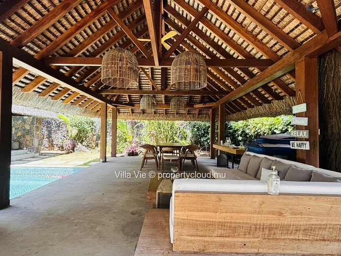 Pointe aux Canonniers - Belle maison familiale de 4 chambres en-suite avec piscine