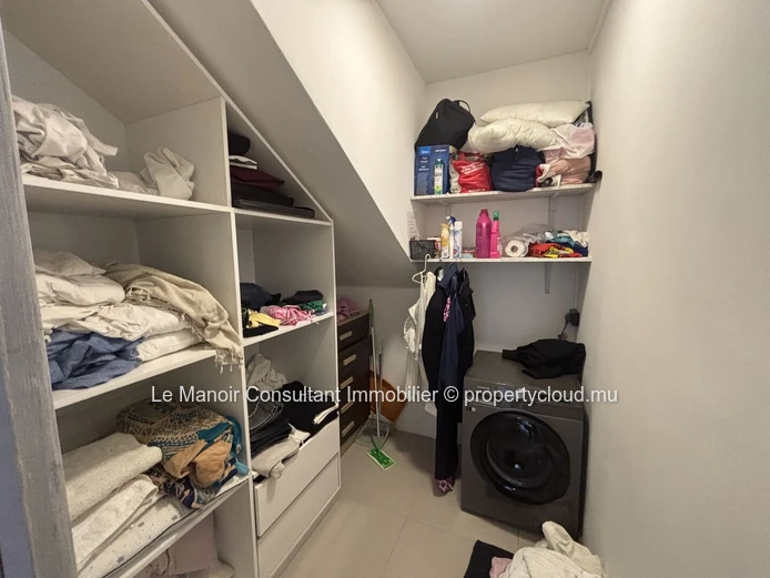 Appartement meublé 2 chambres à louer à Albion avec jardin