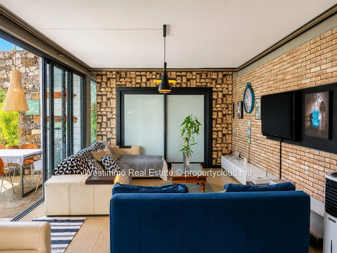 Maison d’architecte avec piscine à vendre à Flic en Flac