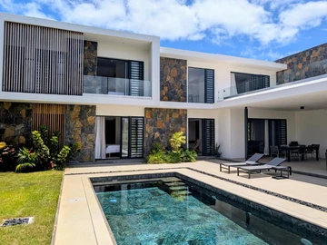 4 Bedroom Villa