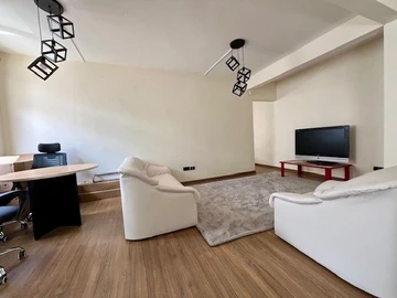 8 Bedroom House