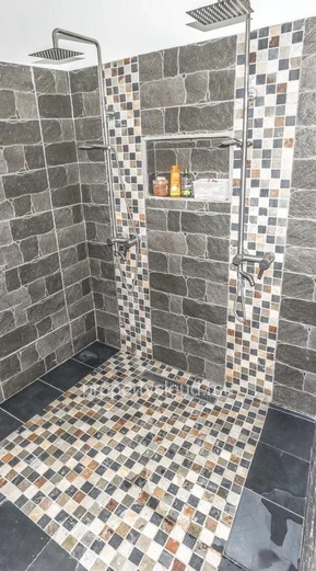 Sérénité et vie paisible à Calodyne : Villa 4 chambres à vendre. 
