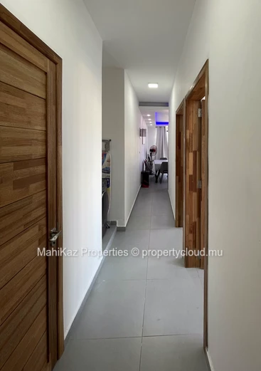 Modern 3-Bedroom Apartment for Rent in Flic en Flac, Mauritius – Rooftop Pool & Sea Views