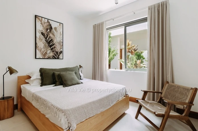 Cap Malheureux - Superb contemporary 3 bedroom villa on the beachfront