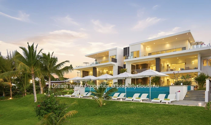 Superbe appartement de 3 chambres avec vue mer & accès direct plage à Cap Malheureux – Ile Maurice