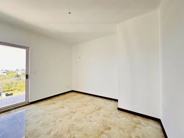5 Bedroom Villa
