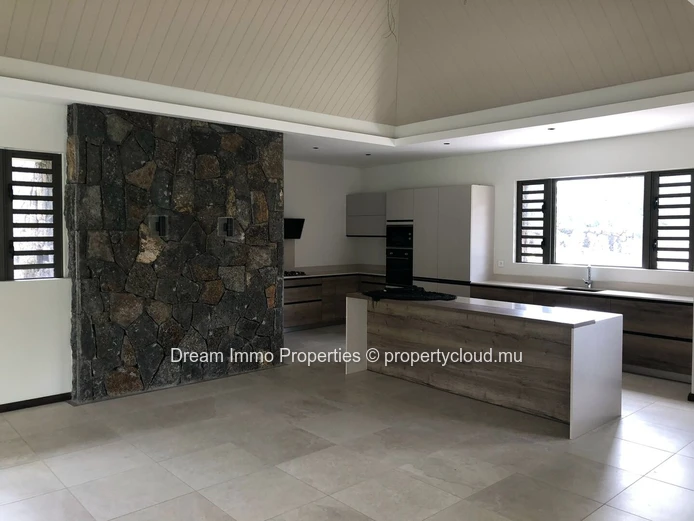 Somptueuse villa 4 chambres avec vue golf & montagne à Anahita – Ile Maurice