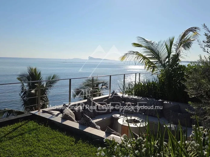 Pointe aux Canonniers – Appartement pieds dans l'eau