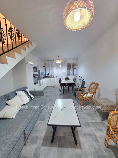 Beau Triplex de 3 chambres en vente locale a pereybere