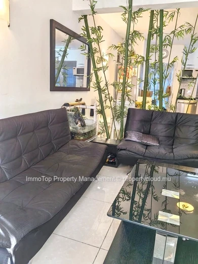 For RENT 3 bedroom Villa of 175 sqm in GRAND BAIE