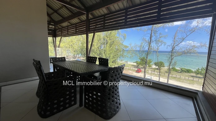 Beachfront Apartment 