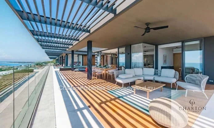 Exceptional 4-bedroom villa - Panoramic view of Le Morne & spectacular sunsets