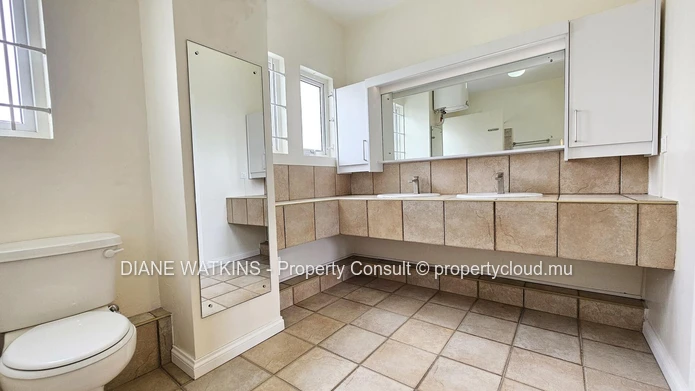 A louer - Appartement de 2 chambres à Curepipe