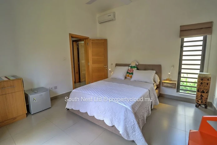 Villa 4 chambres + studio indépendant