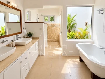 4 Bedroom Villa