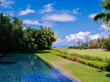 5 Bedroom Villa