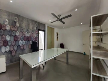 4 Bedroom Villa