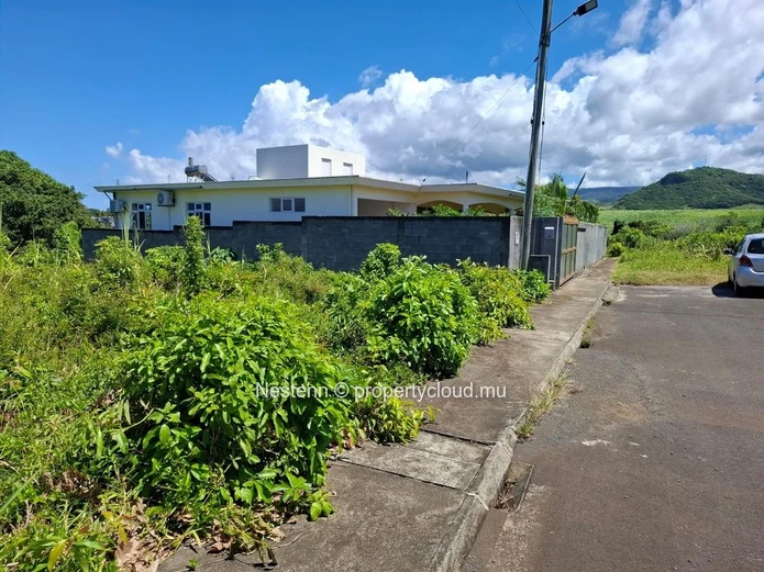 Residential land of 553.79 m2 