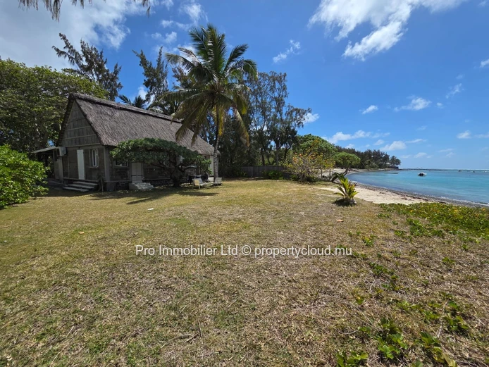 Stunning Beachfront Land/Villa For Sale , Trou D’Eau Douce, Mauritius