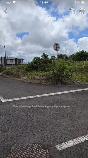 492m² Corner Residential Plot in Highlands — Near Schools & Shops