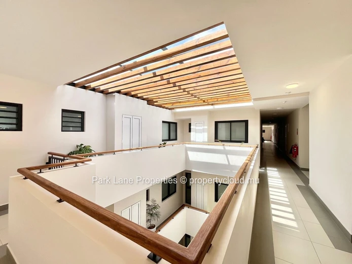 Appartement moderne de 3 chambres avec terrasse et vue sur les montagnes à Telfair, Moka