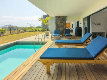 4 Bedroom Apartment