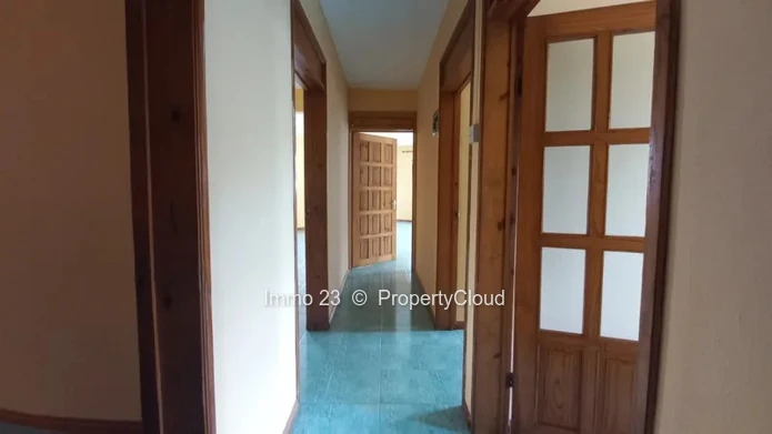 Bureau - 100m2 - Quatre Bornes - Ref. BU68079LO