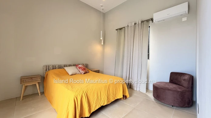 Maison meublée avec piscine privée à louer à Péreybère.