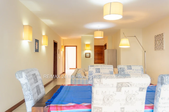 2-Bedroom Apartment near La Preneuse Beach