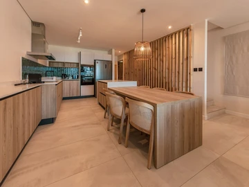 3 Bedroom Townhouse, Duplex