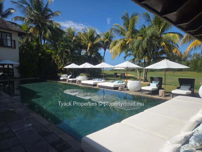 Exceptional Luxury IRS Villa with 5 En-Suite Bedrooms and Private Pool in Anahita Beau Champ