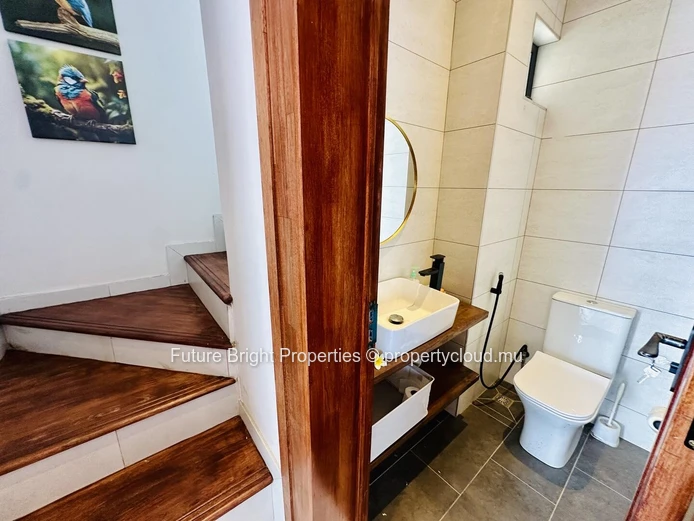 Maison Contemporaine 3 Chambres à vendre dans un Quartier Résidentiel Prisé