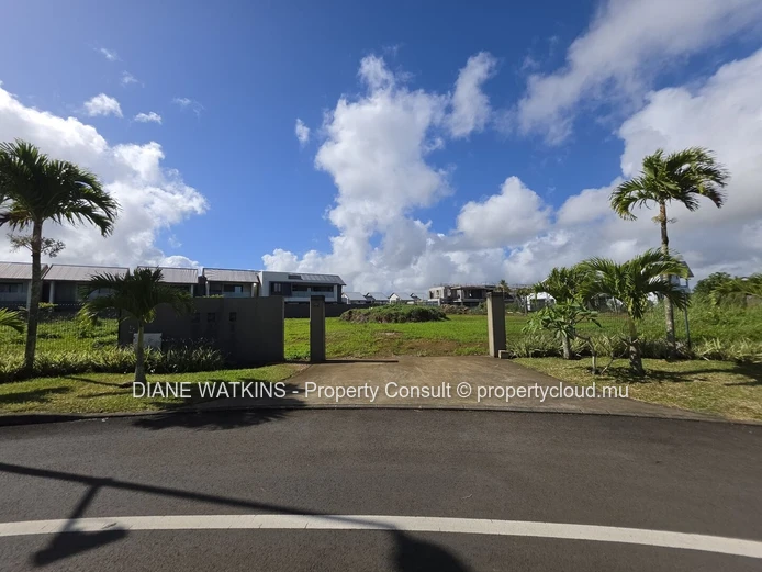 For Sale - Smart City Land in Helvetia, Moka
