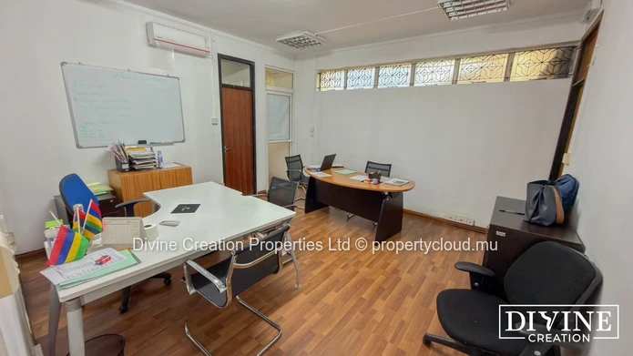 Commercial Building for Rent – Labourdonnais Avenue, Quatre Bornes