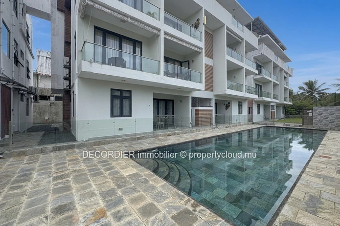 Spacious Apartment for Rent – Pereybère