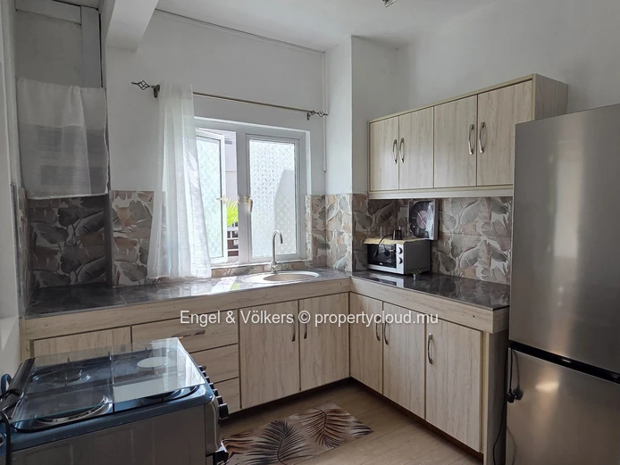 Comfortable 3-Bedroom Triplex for Long-Term Rent in the Heart of Grand Baie