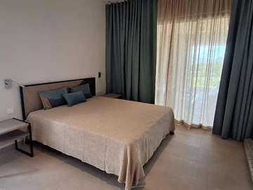 4 Bedroom Apartment