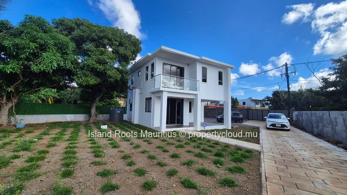 3-Bedroom Duplex for Rent in Grand Baie