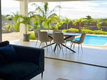 4 Bedroom Villa